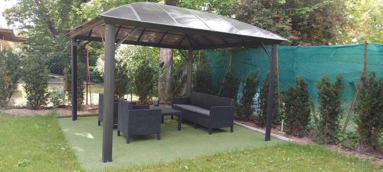 Anna Villa Fuered Boutique Rooms Balatonfured Bagian luar foto