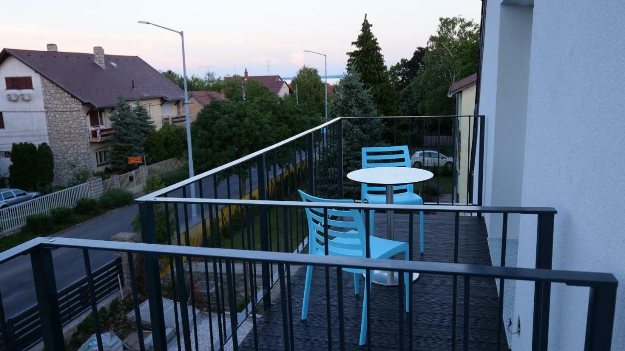 Anna Villa Fuered Boutique Rooms Balatonfured Bagian luar foto