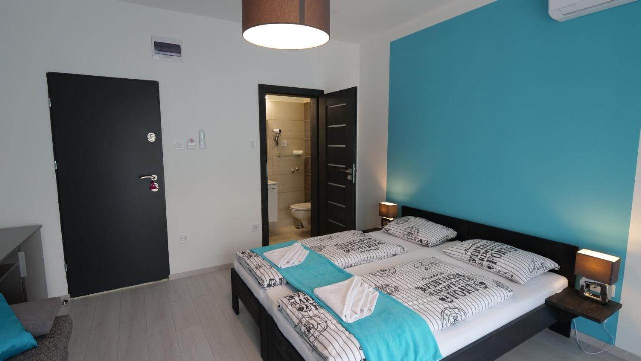 Anna Villa Fuered Boutique Rooms Balatonfured Bagian luar foto
