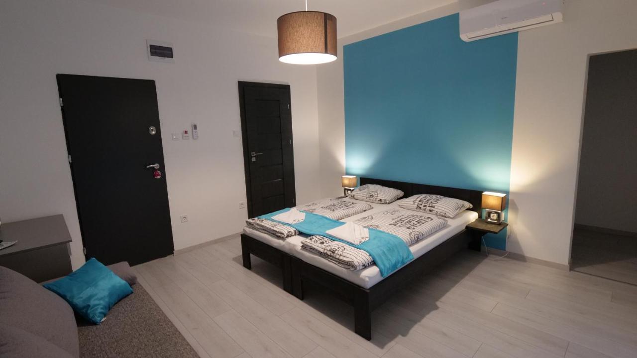 Anna Villa Fuered Boutique Rooms Balatonfured Bagian luar foto